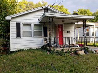 2450 N Pickwick Ave, Springfield, MO 65803