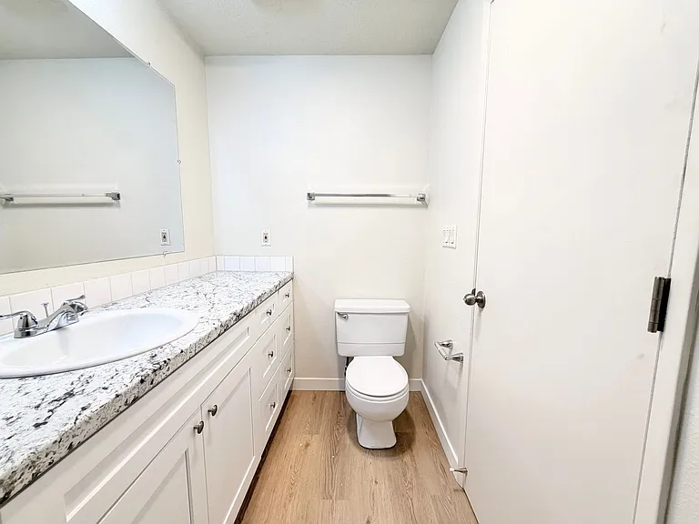 7060 SW Montauk Cir — Photo 16