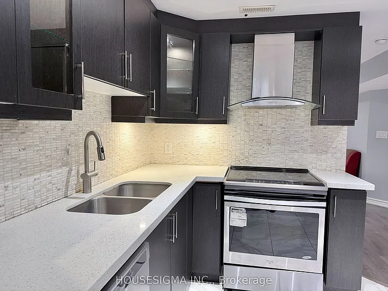 50 Victoriaville Rd — Photo 42