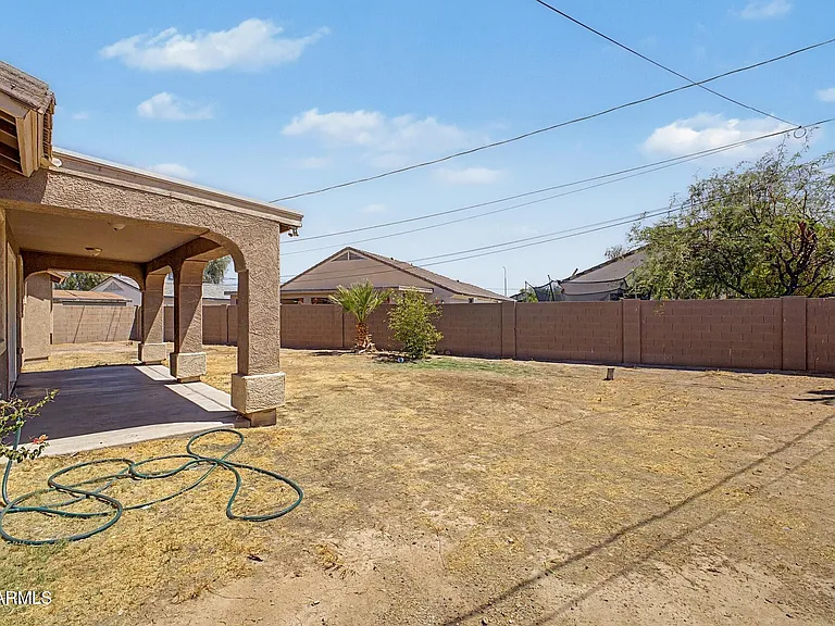 11207 W Hopi St — Photo 26