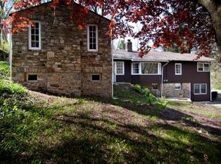 716 S Main St, Stewartsville, NJ 08886