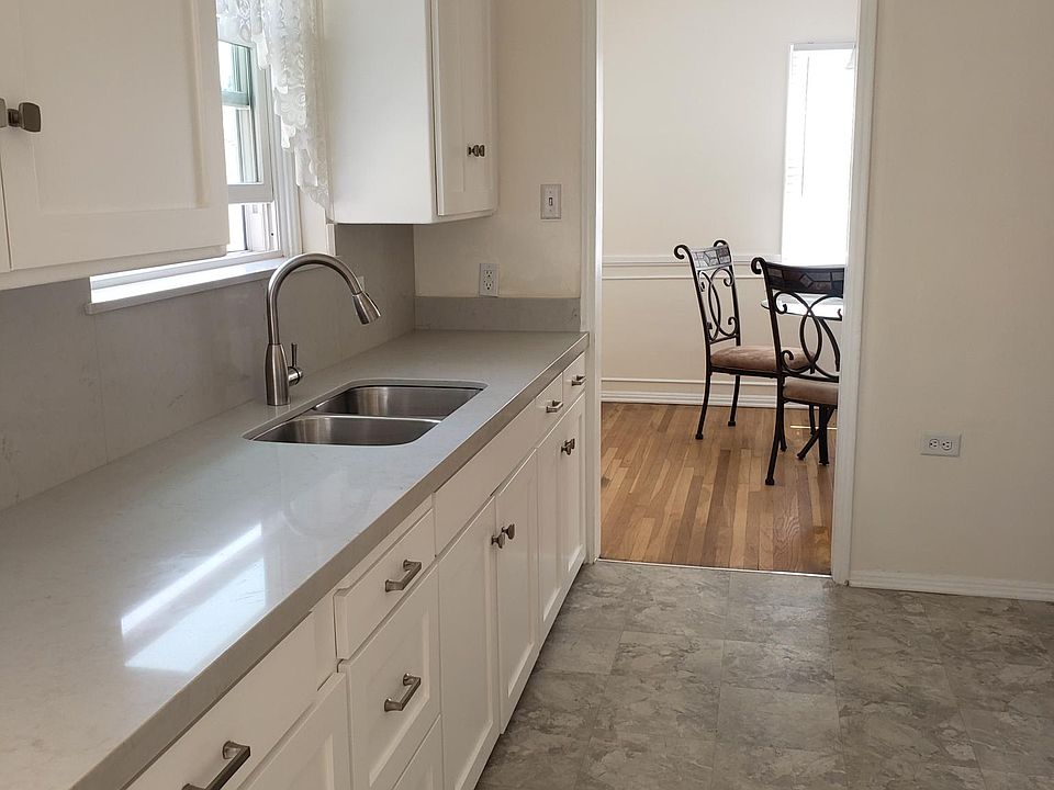1st image of 1328 Ocean Park Blvd