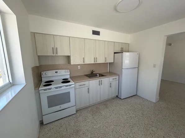 3301 SW 9th St, Miami, FL