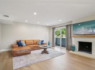 835 Amigos Way APT 8, Newport Beach, CA 92660