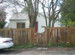 10025 24th Ave SW, Seattle, WA 98146