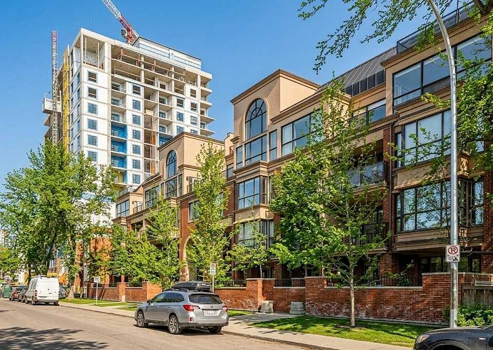 1st image of 1730 W 5a St SW #306