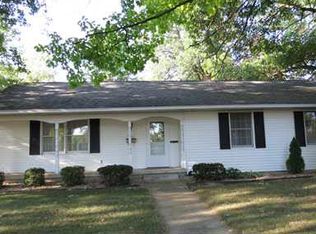 220 Klinger St, Plymouth, IN 46563