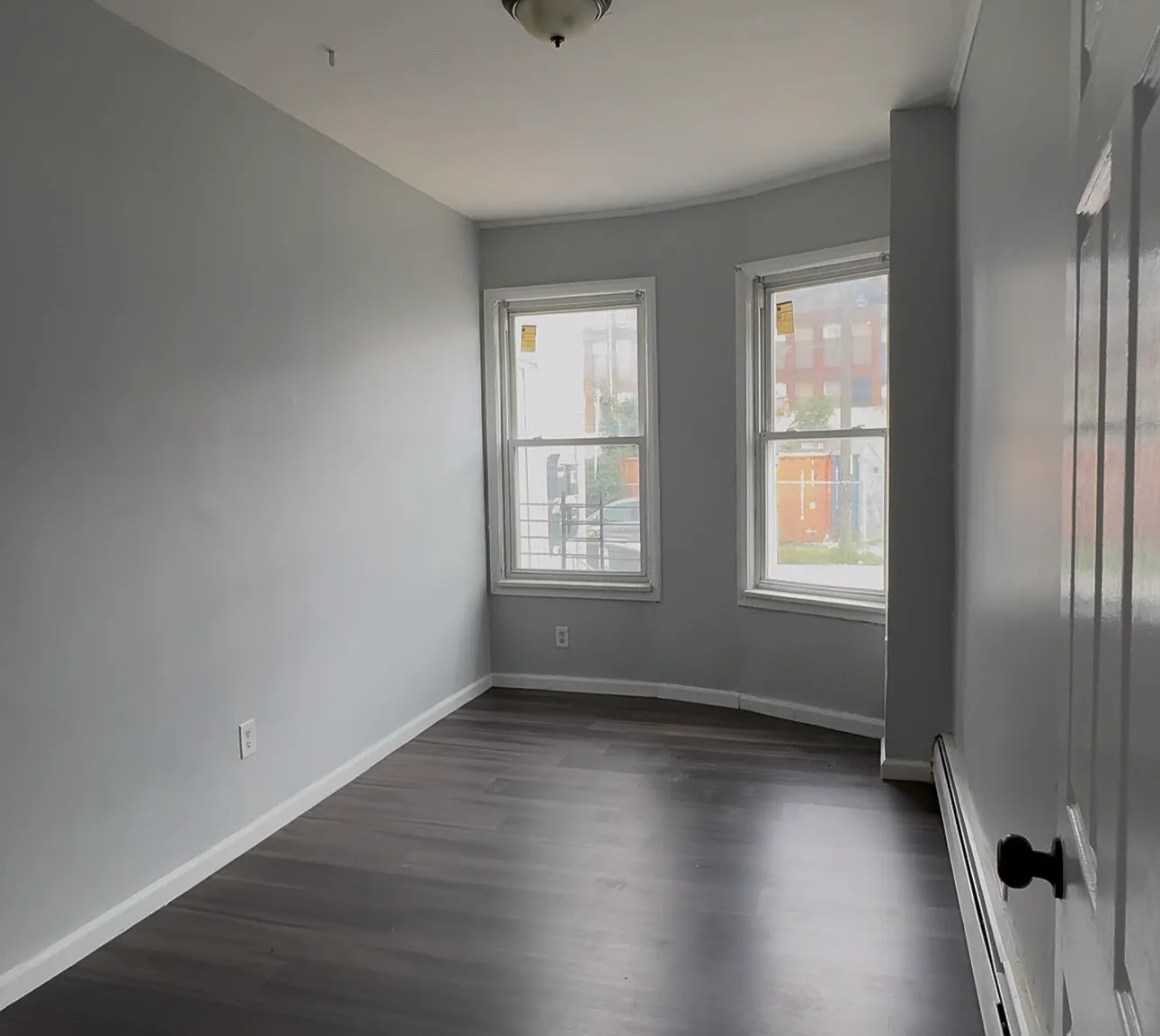 3 bed, $2,850 — Photo 2