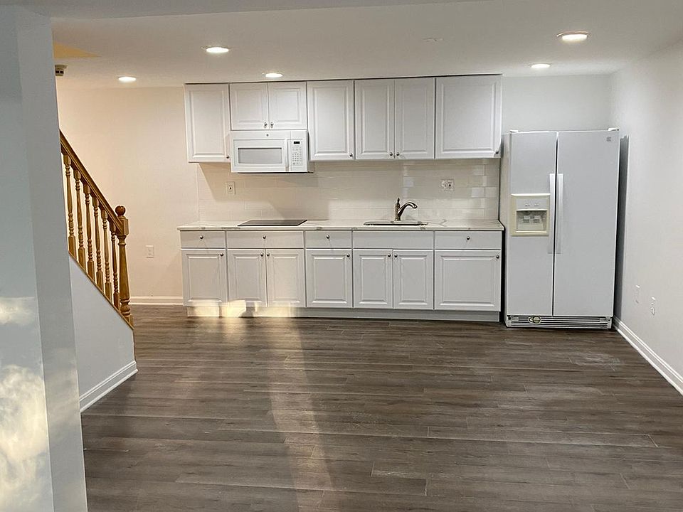 1st image of 8307 Quill Point Dr