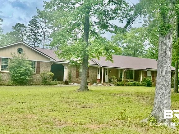 4th image of 701 Forest Dr