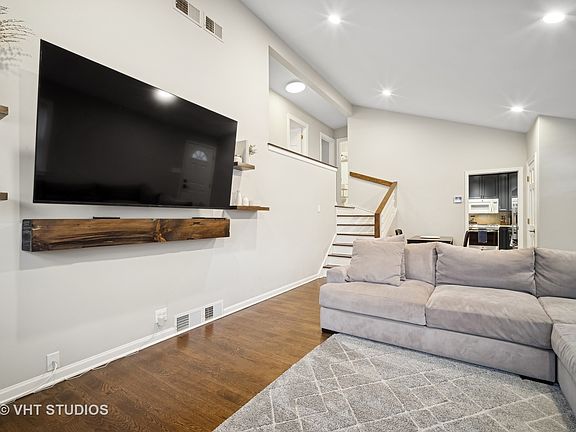 4th image of 1515 Arbor Ave