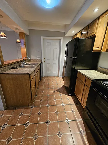 429 Ellsworth Ave Photo 1