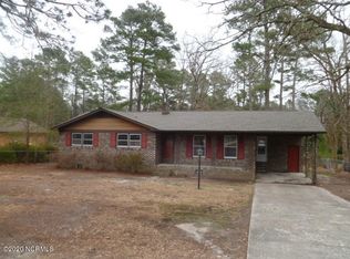 14780 E Peterson St, Laurel Hill, NC 28351