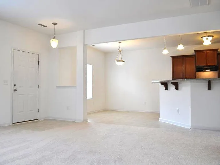 2420 Autumn Mist Dr — Photo 2