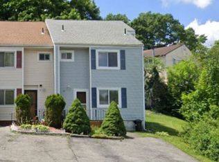 17 Albacon Rd, Nanuet, NY 10954