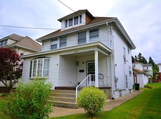 422 Jones St, Belle Vernon, PA