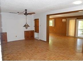 5th image of 4430 Leeds Ave