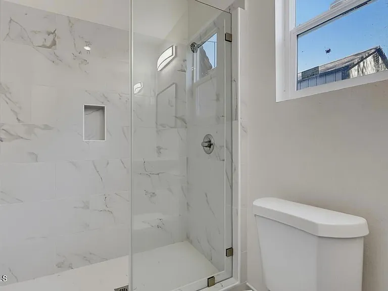 416 Sinclair Ave #A — Photo 17
