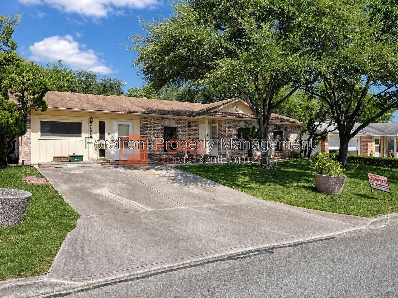 3 bed, 2.0 bath, 1468 sqft, $1,500 — Photo 2