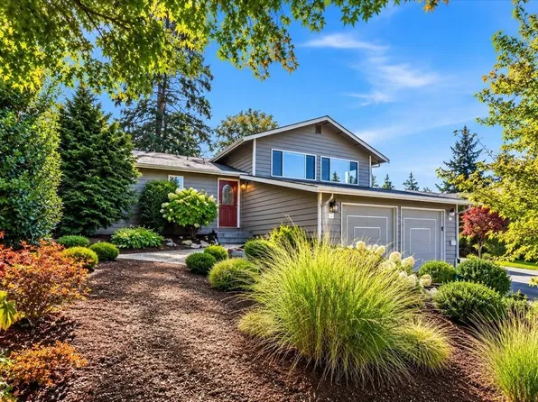 915 S 261st Place, Des Moines, WA 98198