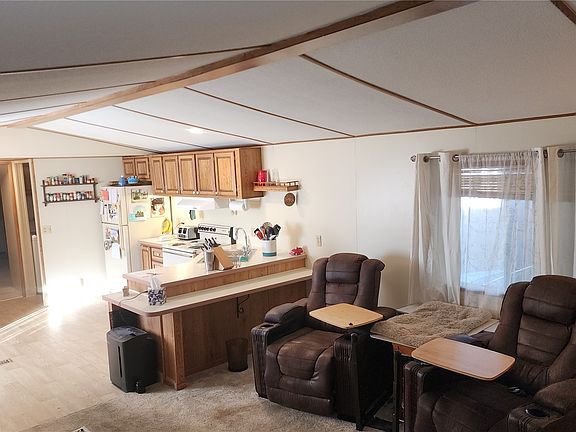 3rd image of 2438 Meadowlark Lane