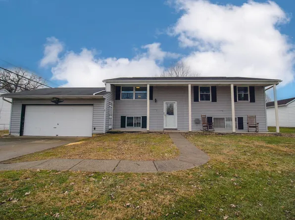 3034 Cypress Dr, Newark, OH 43055