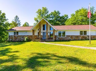 1528 Old Cartersville Rd, Dallas, GA 30132