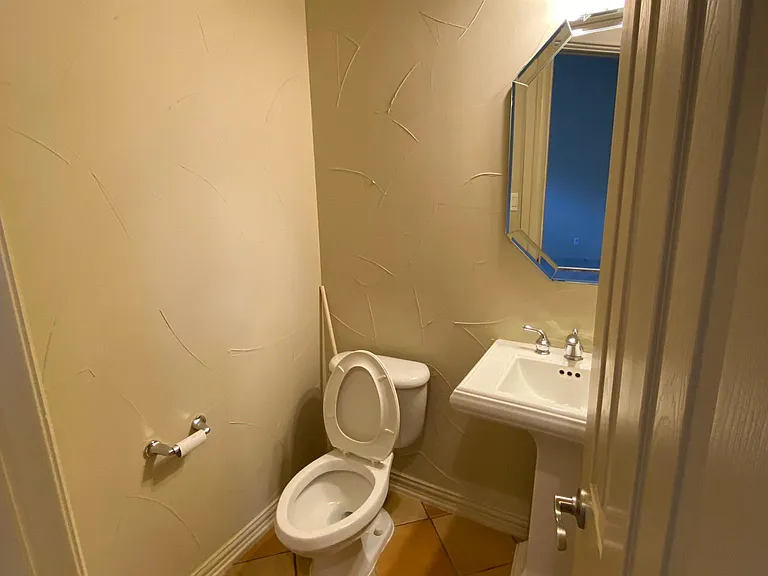14857 Holly Leaf Dr — Photo 18