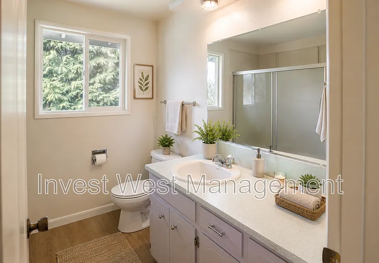 2920B Harney St — Photo 3