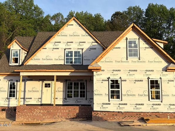 1589 S Old Carriage Road, Rocky Mount, NC 27804