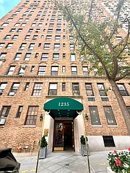 1235 Park Avenue