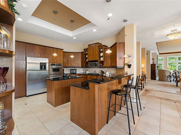 3rd image of 36 Orchard Cir #75