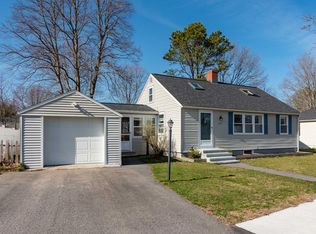 627 Colonial Dr, Portsmouth, NH 03801
