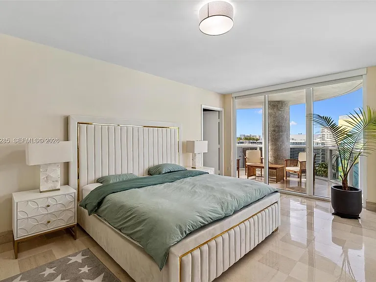 1800 S Ocean Dr #1010 — Photo 18