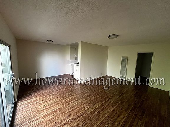 2nd image of 1617 S Bundy Dr APT 5
