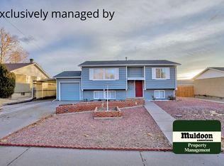 138 Macneil Rd, Pueblo, CO 81001