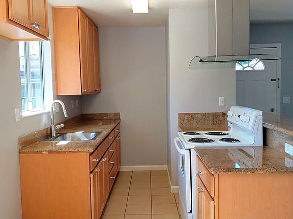 2nd image of 794 Warring Dr APT 4