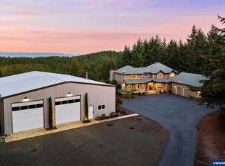 25241 Hall Rd, Cheshire, OR 97419