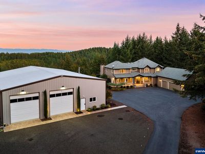 25241 Hall Rd, Cheshire, OR, 97419