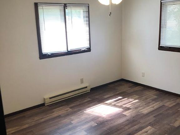 4th image of 4544 Governors Dr APT 1