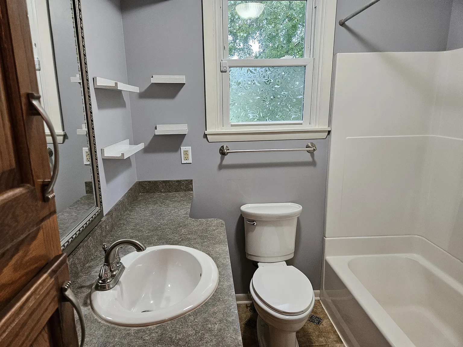 209 W Park St — Photo 1