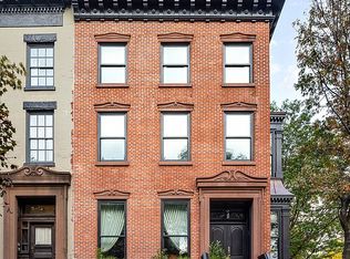 1 Monroe Pl, Brooklyn, NY 11201