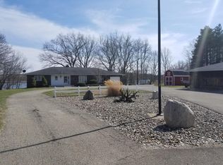4929 Lakefront Dr, Delton, MI 49046