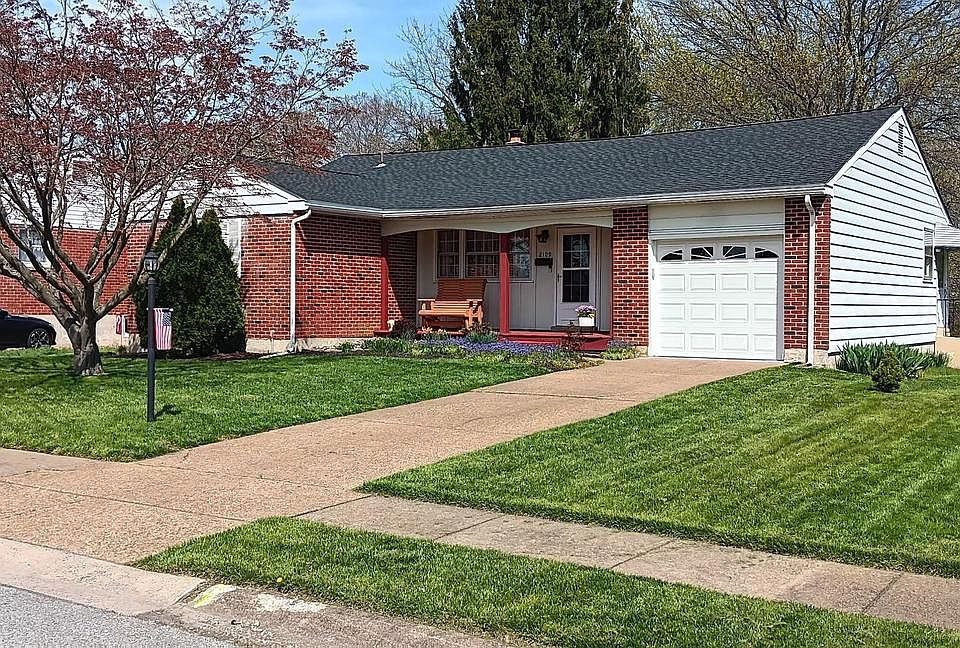 1st image of 2109 Dombey Rd