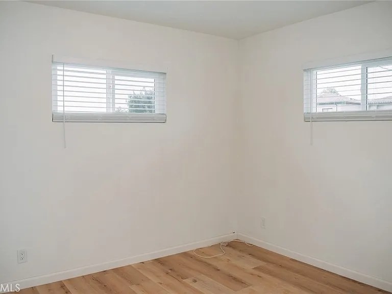 21004 Henrietta St #C — Photo 12