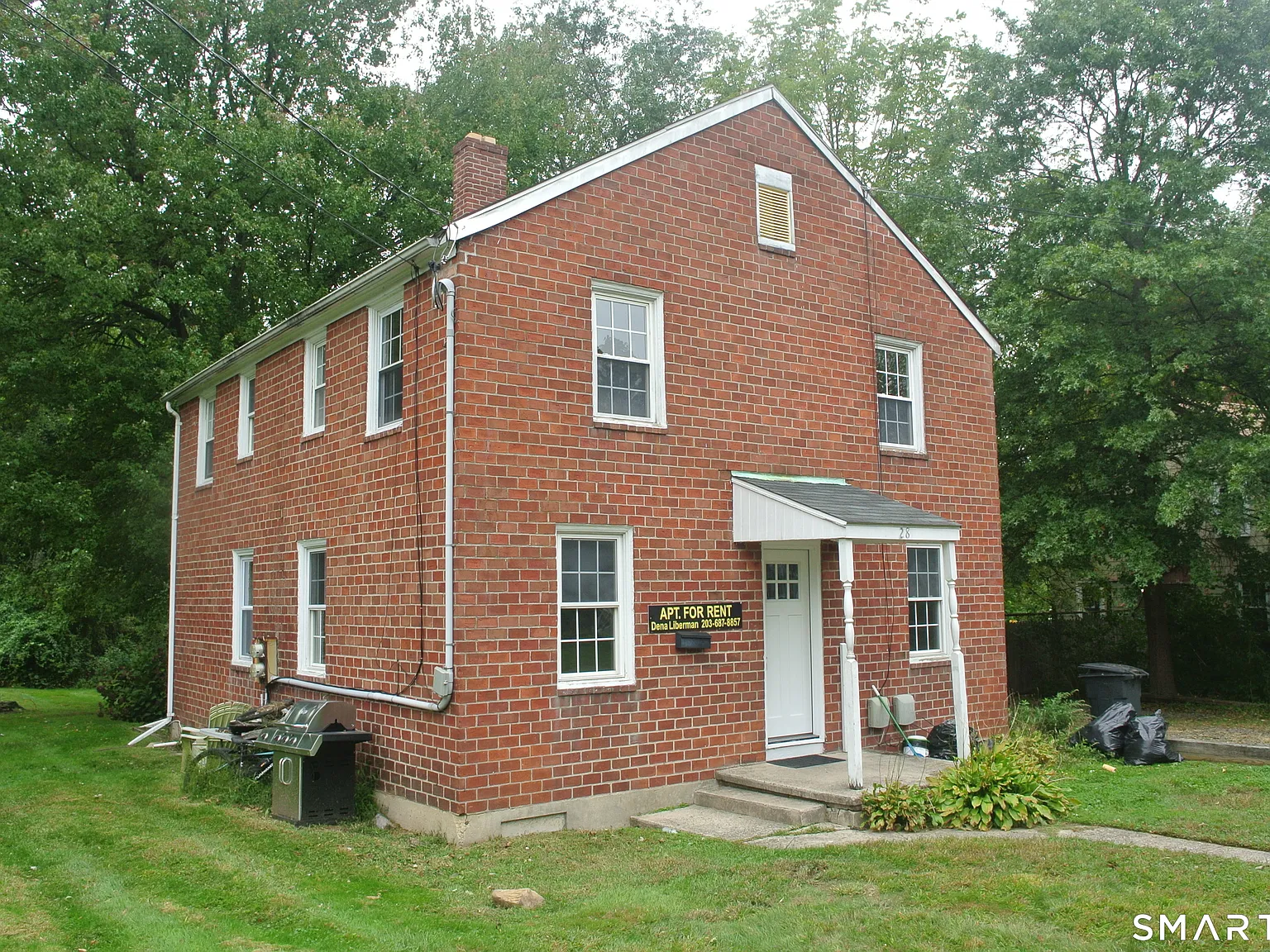 2 bed, 1.0 bath, 806 sqft, $2,400 — Photo 1