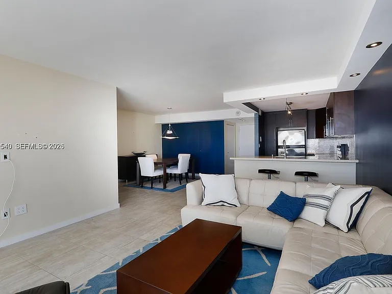 145 SE 25th Rd #502 — Photo 13
