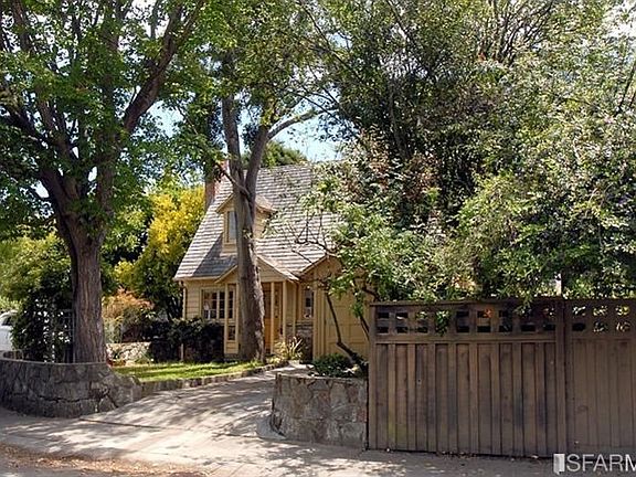 5th image of 1450 Acton Cres