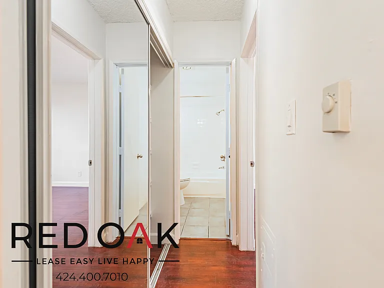 1545 N Bronson Ave #221 — Photo 11