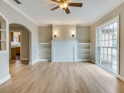 2629 Bowling Green Ave, Dallas, TX, 75216